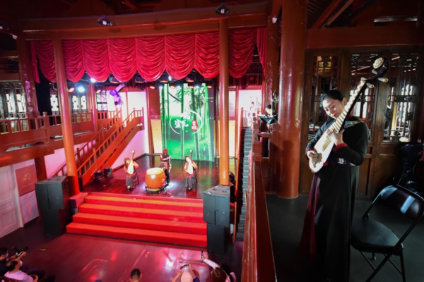 成都大洗桑拿鸡养生新体验(成都新开的桑拿)